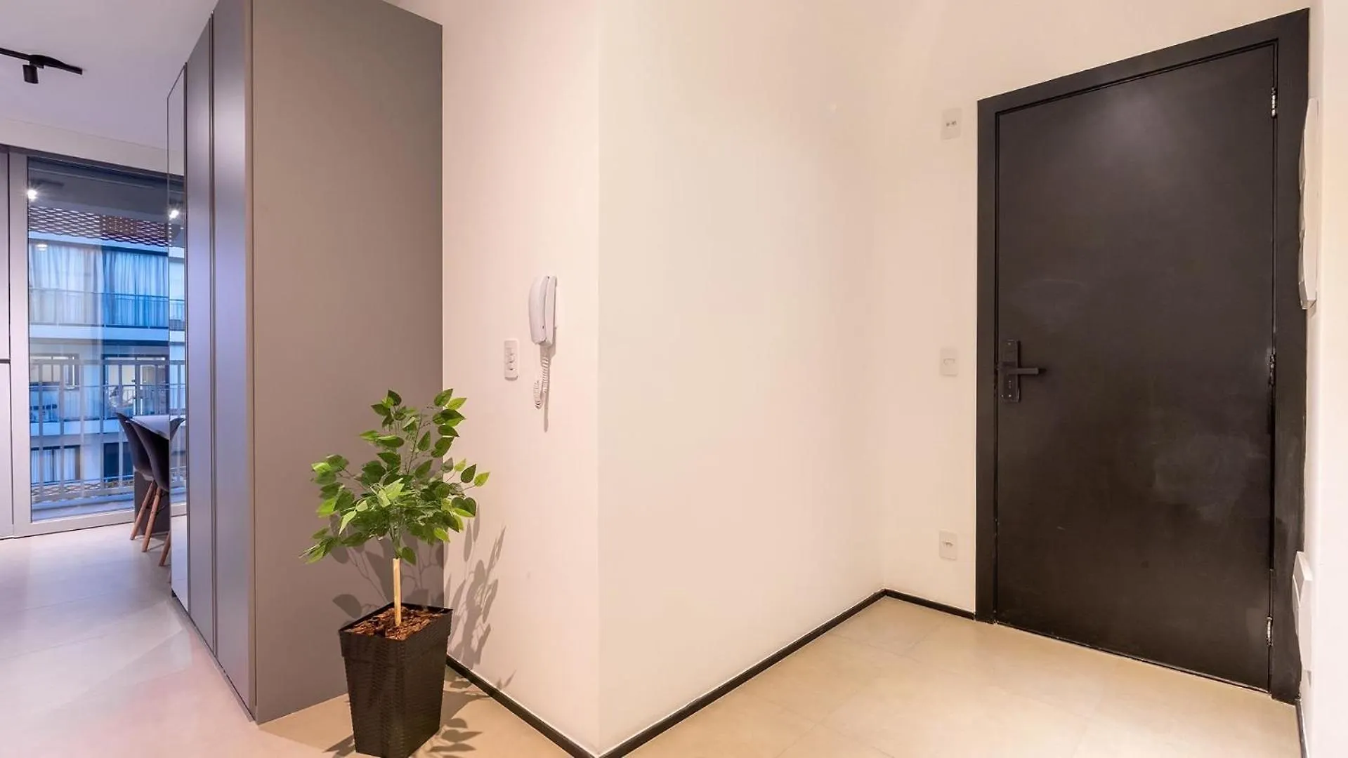 By Dabra House: Studios Completos Em Moema Em Frente Ao Shopping Ibirapuera São Paulo 0*,  Brazylia