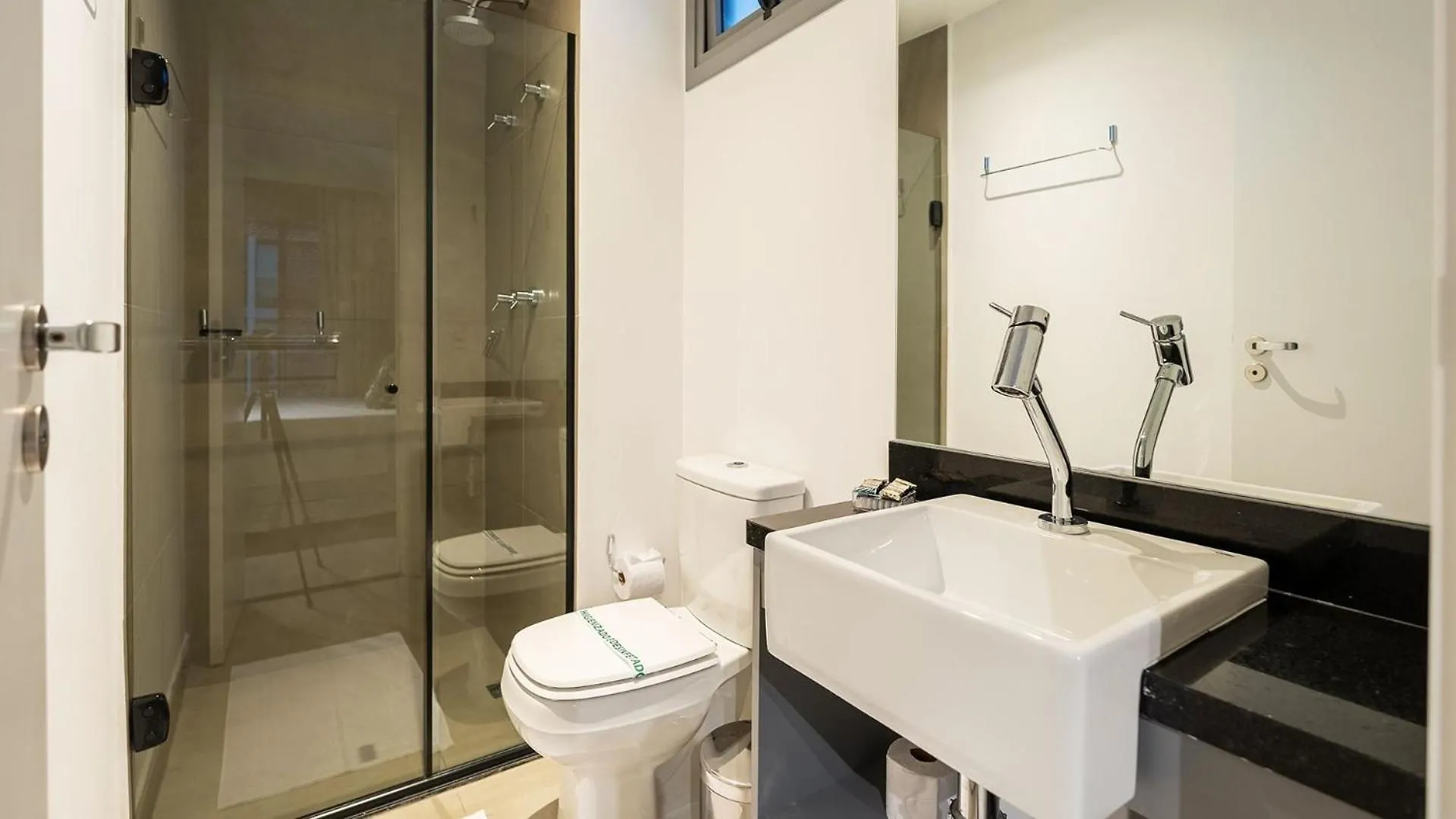 סאו פאולו By Dabra House: Studios Completos Em Moema Em Frente Ao Shopping Ibirapuera